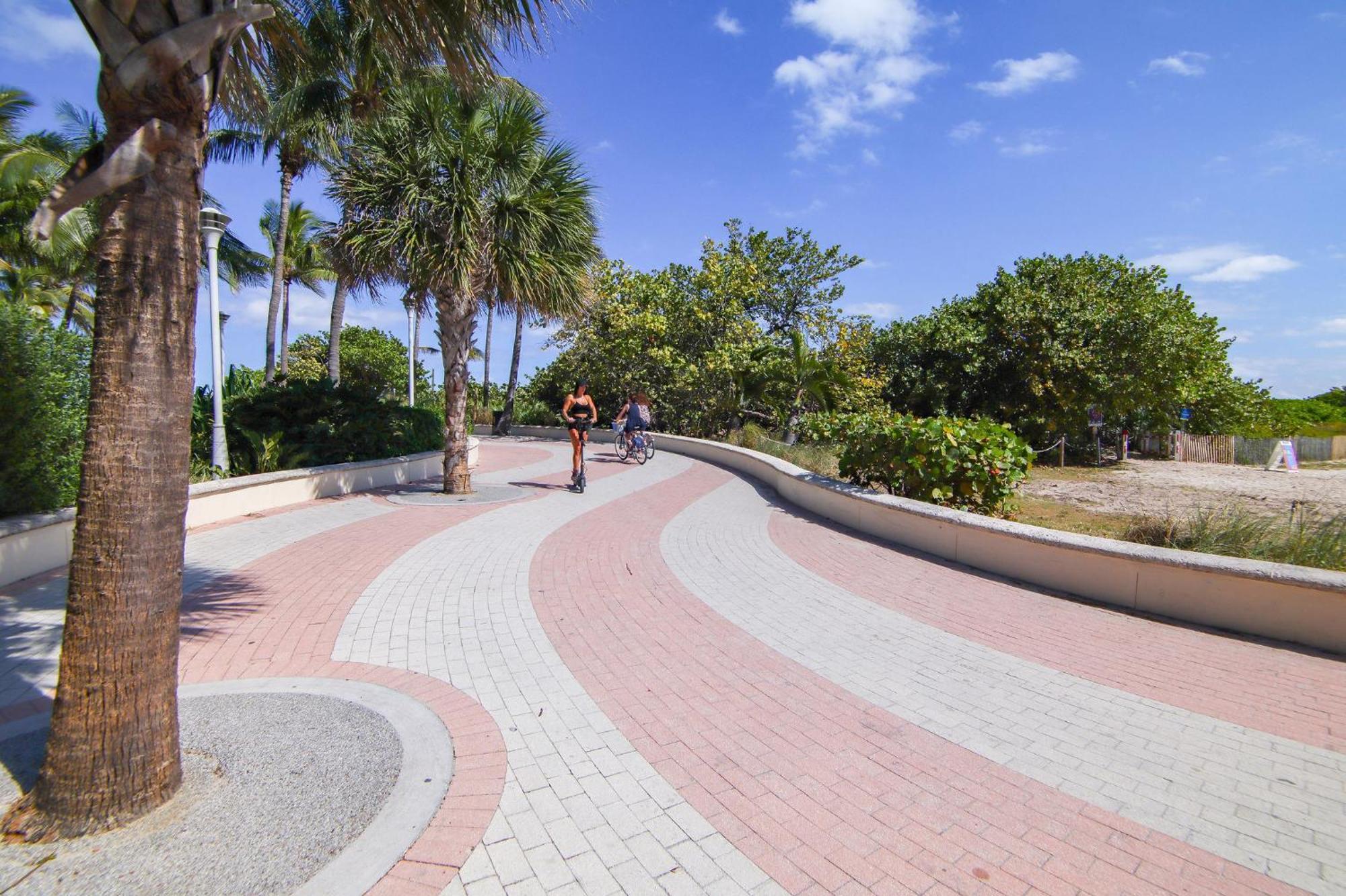 Deco Beachside Apt, W/2 Queen Beds, Washer/Dryer Miami Beach Exteriér fotografie