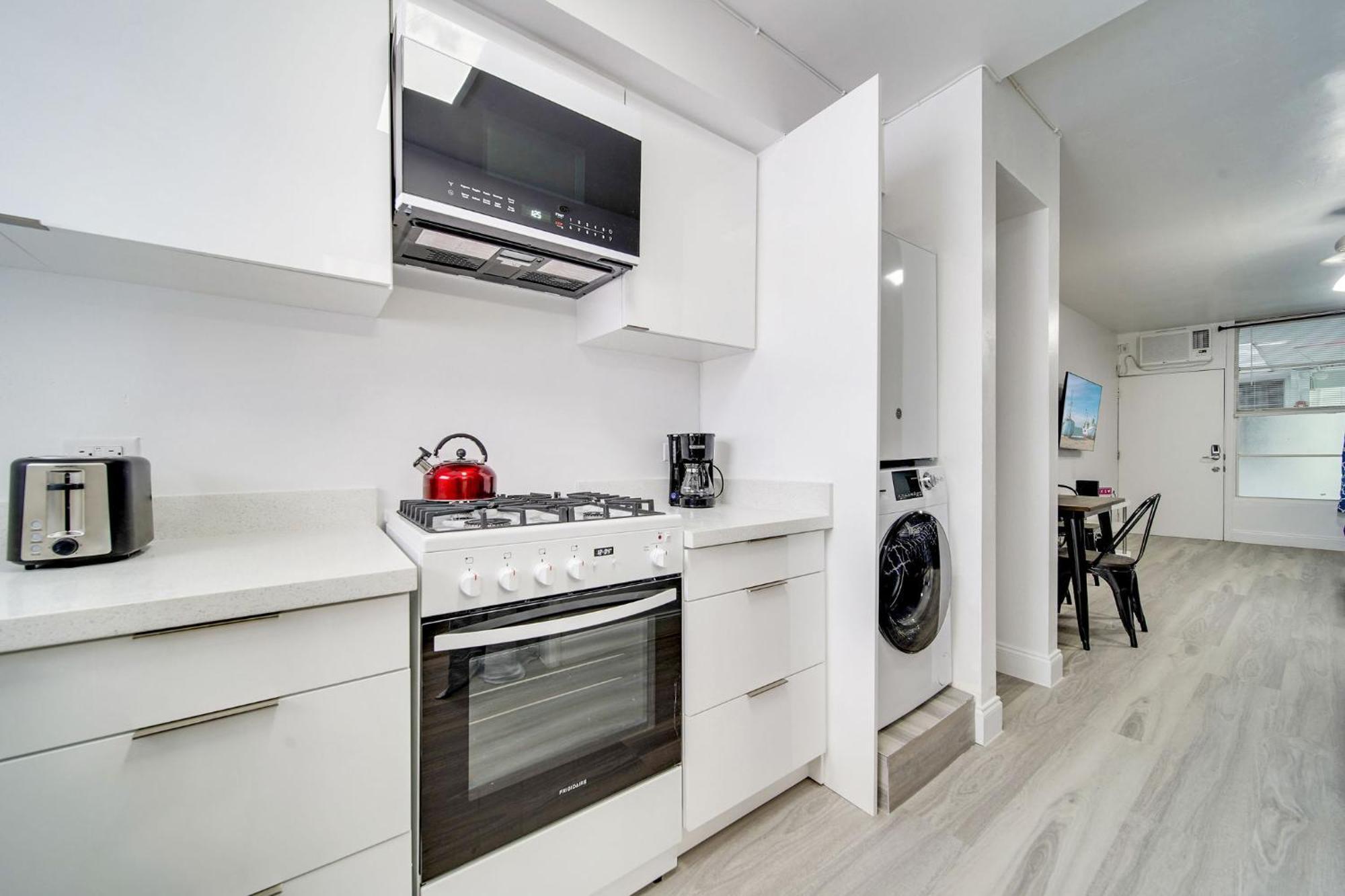 Deco Beachside Apt, W/2 Queen Beds, Washer/Dryer Miami Beach Exteriér fotografie