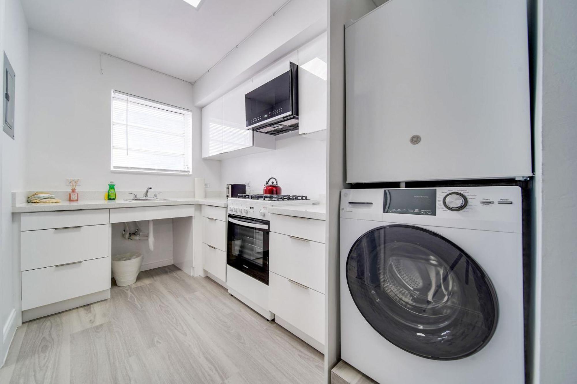 Deco Beachside Apt, W/2 Queen Beds, Washer/Dryer Miami Beach Exteriér fotografie